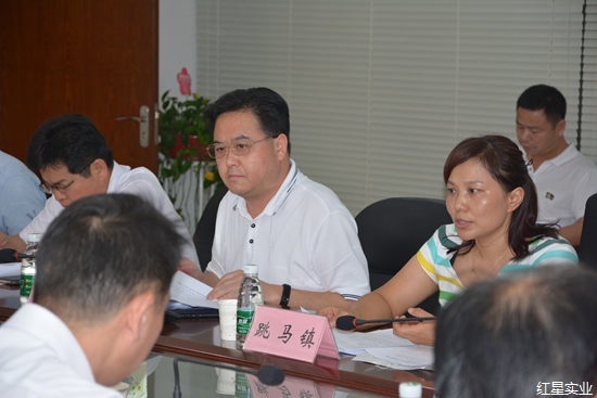 余宏卿部长调度红星大市场迁建工作2.jpg
